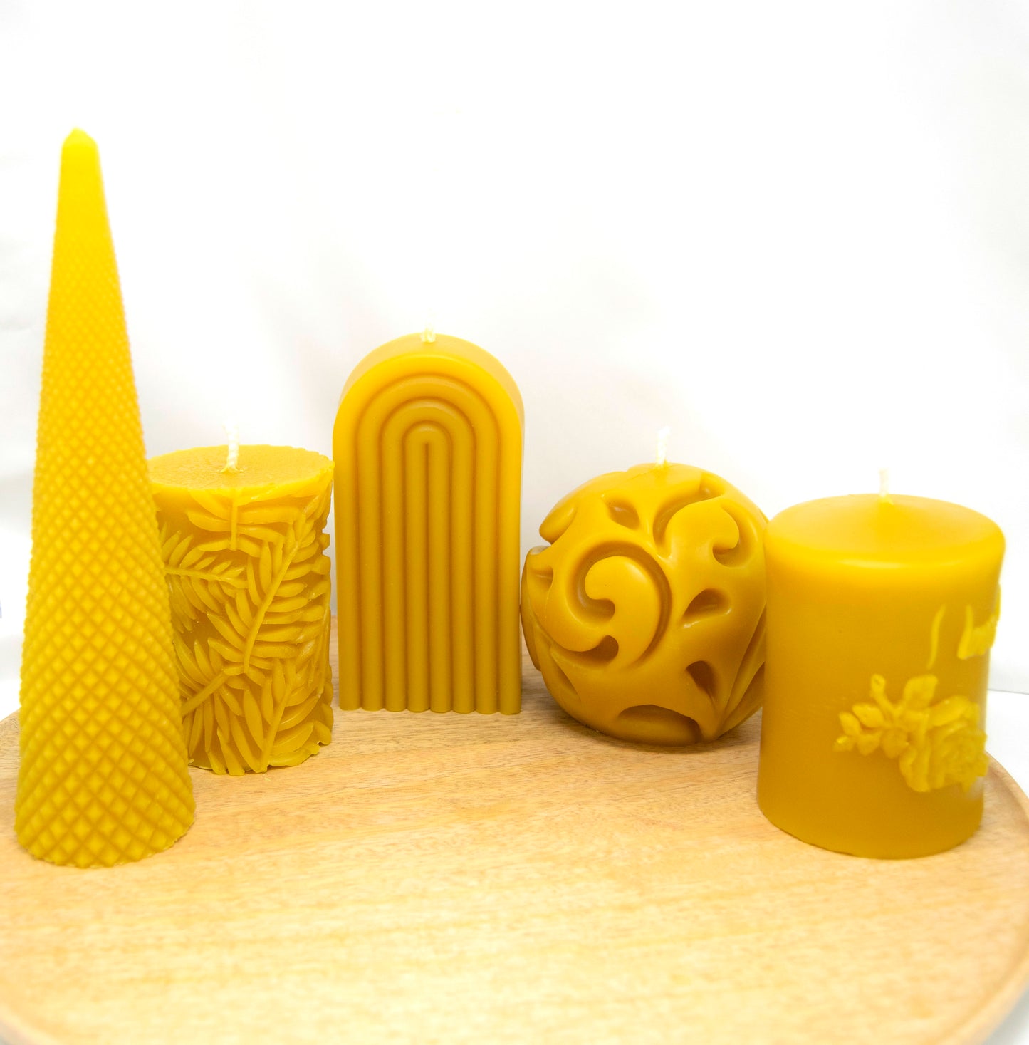 Handmade 3" Sphere Pure Beeswax Pillar Candle - Create a Natural and Serene Atmosphere!"